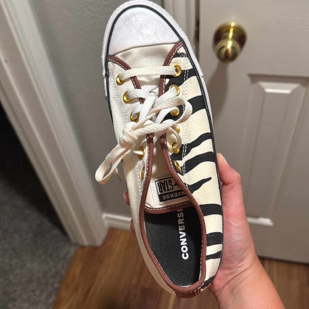 Zebra Custom Converse All Stars - Picture 5 of 5
